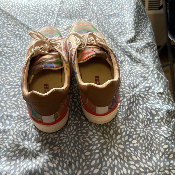 Coach shoes - Picture 3 of 4